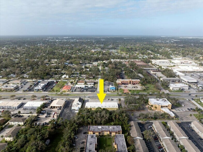 2127-2141 S Ridgewood Ave, Daytona Beach, FL à louer - Photo de l’immeuble – Image 2 sur 7
