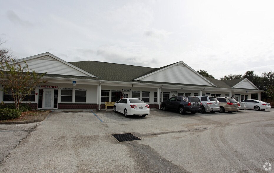 2625 Keystone Rd, Tarpon Springs, FL à louer - Photo de l’immeuble – Image 2 sur 10