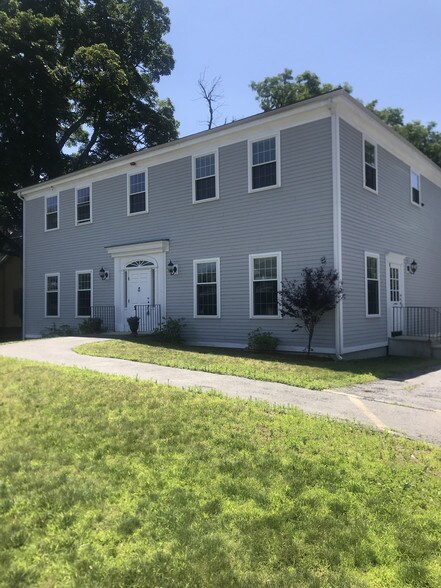 1161 Main St, Holden, MA à vendre - Photo de l’immeuble – Image 2 sur 10