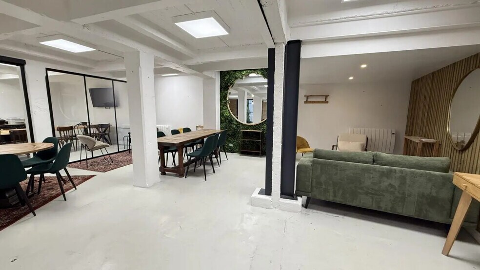 Local commercial dans Vannes à louer - Photo de l’immeuble – Image 2 sur 8