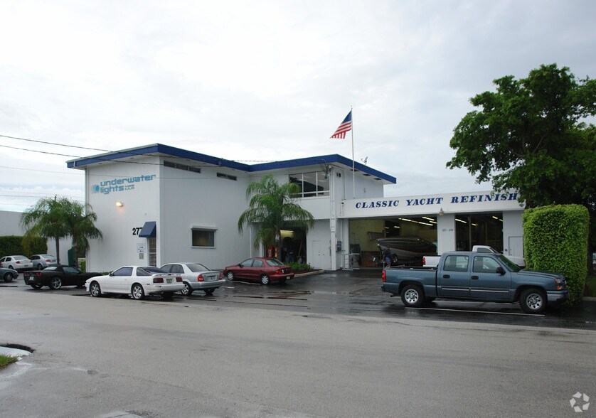 271-273 SW 33rd Ct, Fort Lauderdale, FL à louer - Photo de l’immeuble – Image 3 sur 20