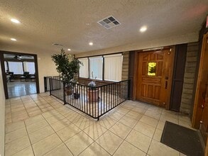 12260 Palm Dr, Desert Hot Springs, CA à vendre Photo de l’immeuble– Image 1 sur 13