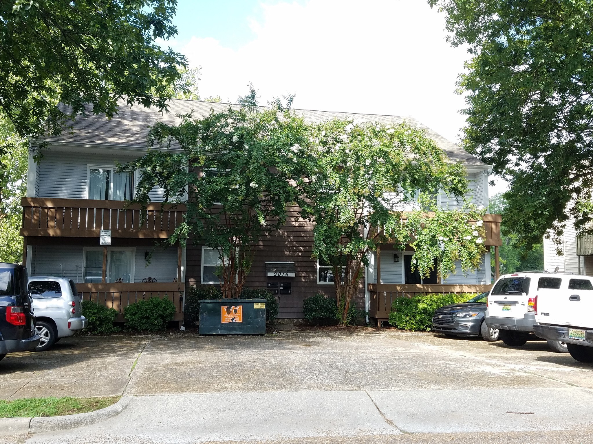 9016 Mahogany Row SE, Huntsville, AL à vendre Photo principale– Image 1 sur 33