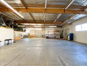 1821 McGaw Ave, Irvine, CA à louer Photo intérieure– Image 2 sur 2