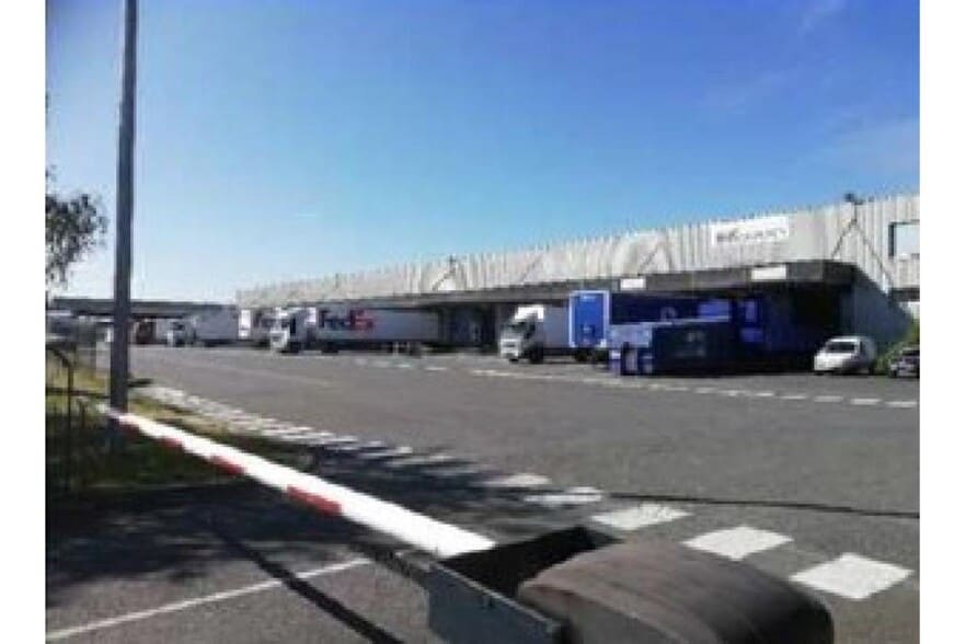 Industriel/Logistique dans Chateauroux à louer - Photo de l’immeuble – Image 3 sur 3