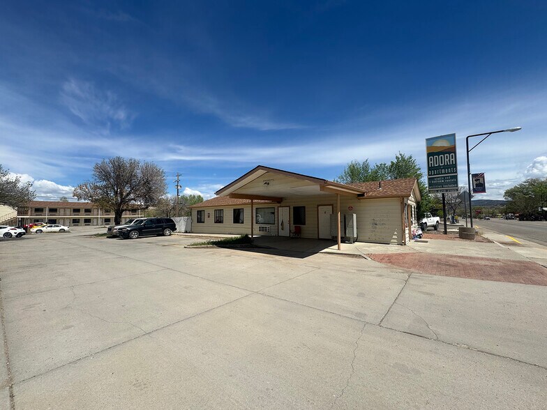206 E Main St, Rangely, CO à vendre - Photo de l’immeuble – Image 3 sur 15