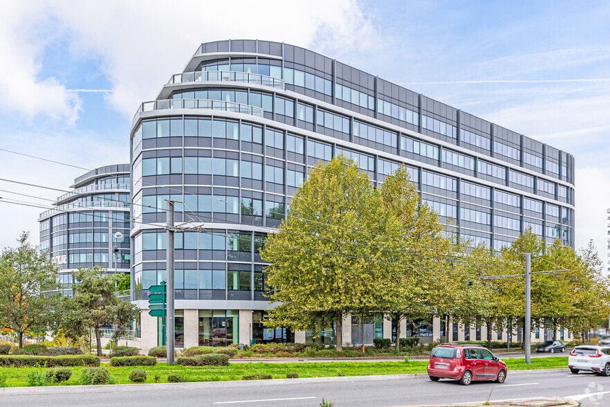 4 Rue Marcel Langlois, Bezons à louer - Photo de l’immeuble – Image 2 sur 6