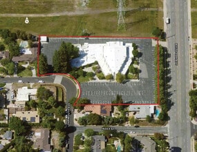 11315 White Oak Ave, Granada Hills, CA - Vue aérienne  vue de carte - Image1