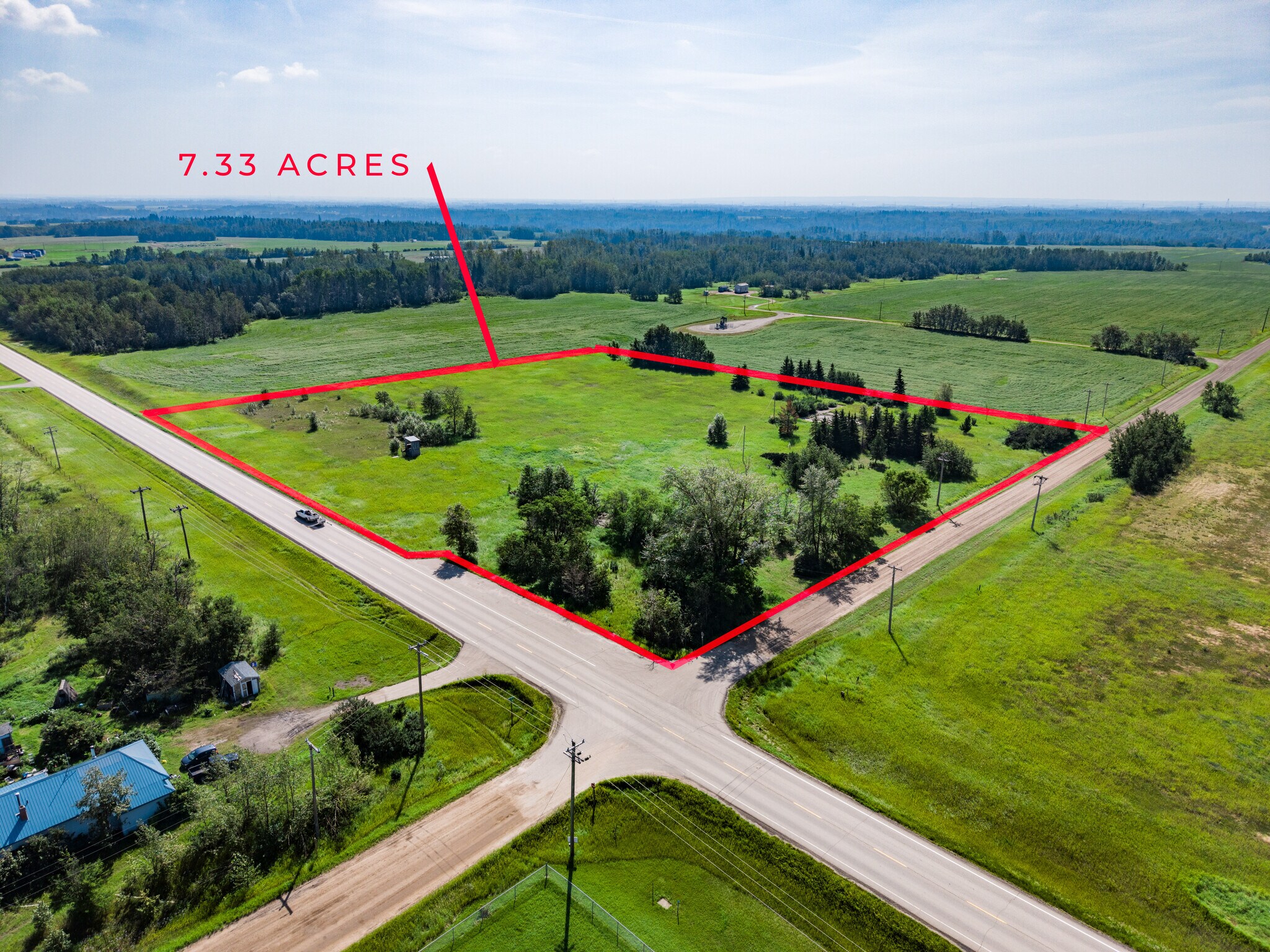 56529 Range Rd 212, Rural Sturgeon County, AB à vendre Photo de l’immeuble– Image 1 sur 11