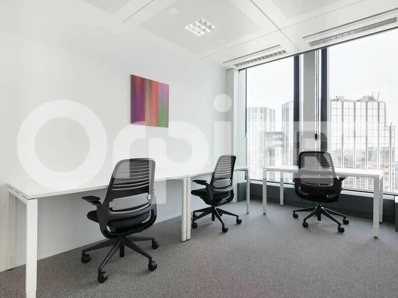 Bureau dans Courbevoie à louer - Photo de l’immeuble – Image 2 sur 9