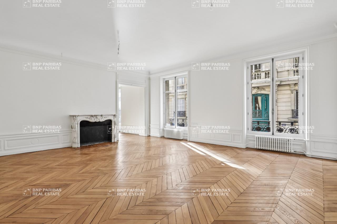 54 Rue De Varenne, Paris à louer Photo intérieure– Image 1 sur 11