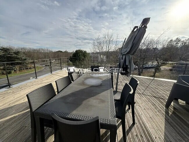 Plus de détails pour Bureau à vendre