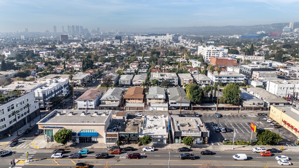 115 N Fairfax Ave, Los Angeles, CA à vendre - Photo de l’immeuble – Image 3 sur 32
