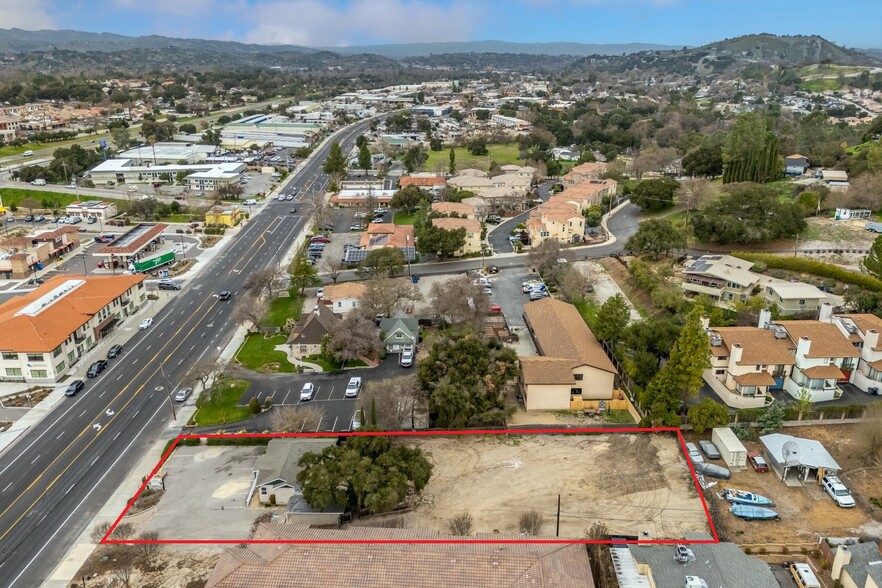 9695 El Camino Real, Atascadero, CA à louer - Photo de l’immeuble – Image 3 sur 39