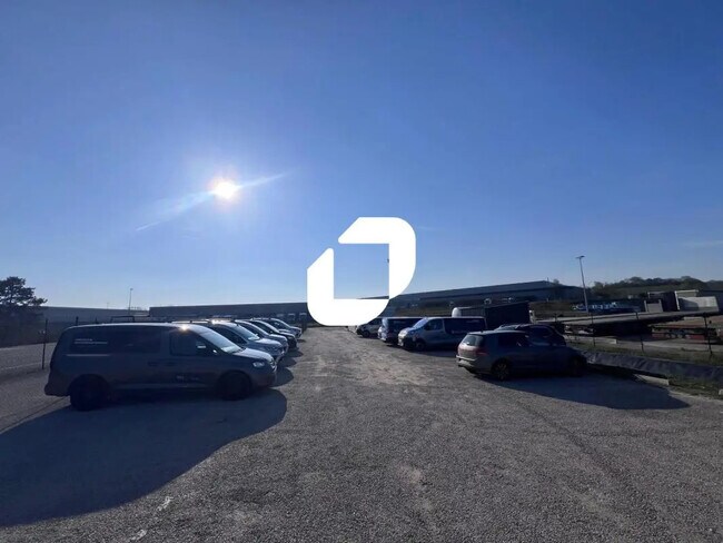 Plus de détails pour Terrain à louer