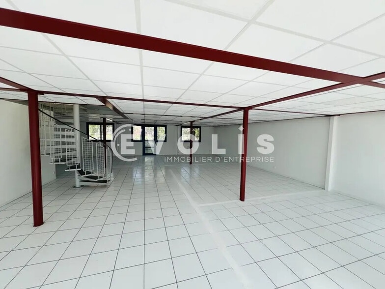 114-120 Avenue D'Alfortville, Choisy-le-Roi à louer - Photo intérieure – Image 2 sur 9