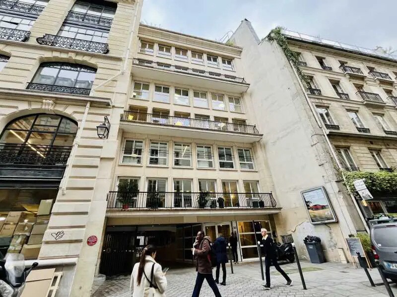 30 Rue Notre-Dame Des Victoires, Paris à louer Photo de l’immeuble– Image 1 sur 12