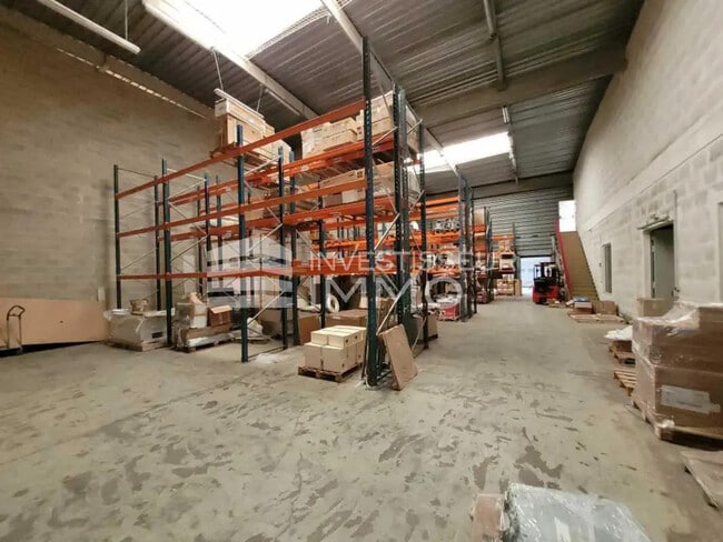 Plus de détails pour Local d'activités, Industriel/Logistique à louer