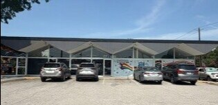 525-1100 N Elm St, Denton, TX à louer Photo de l’immeuble– Image 1 sur 7