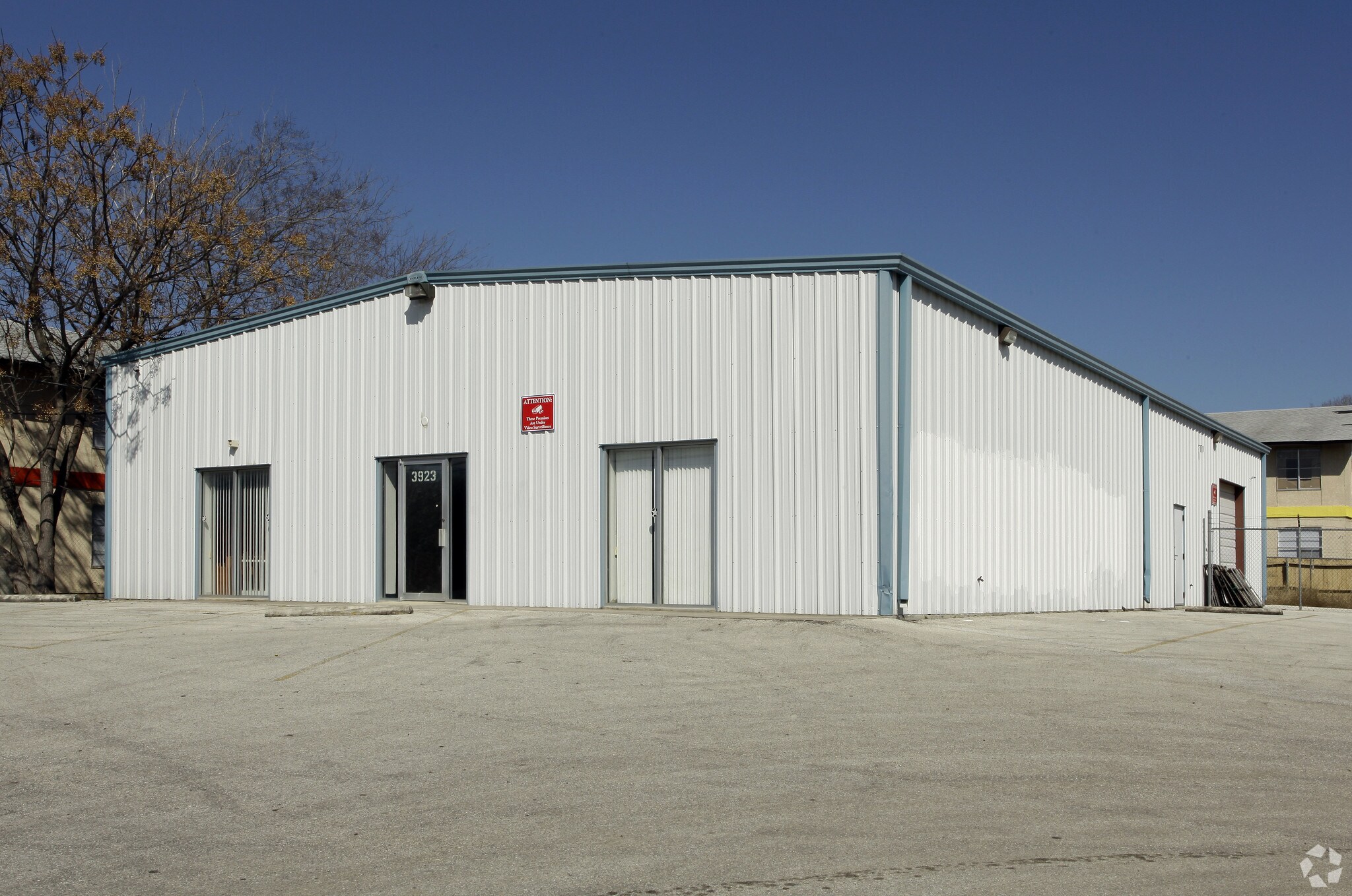 3923 E Southcross Blvd, San Antonio, TX à vendre Photo principale– Image 1 sur 9