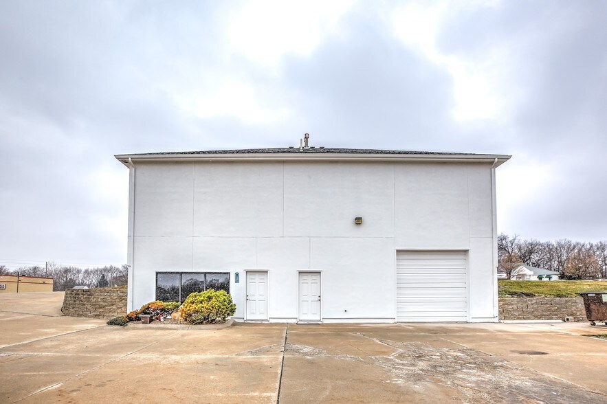 130-136 Cherry Hill Dr, Belton, MO à louer - Photo de l’immeuble – Image 3 sur 14