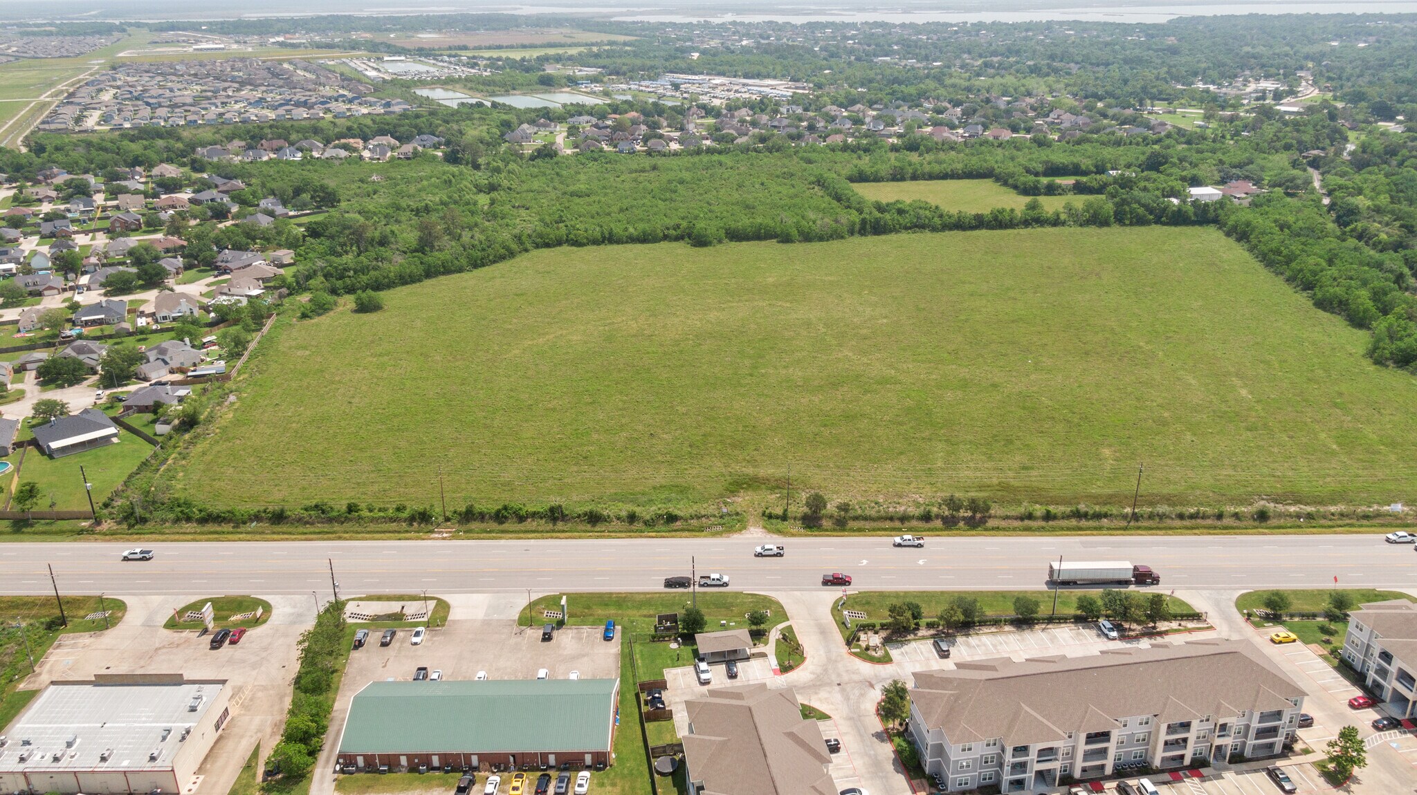 000 FM 3180 Rd, Baytown, TX à vendre Photo principale– Image 1 sur 6