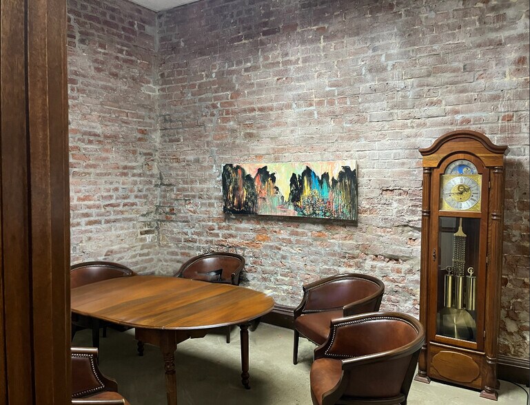 328 Lafayette St, New Orleans, LA à vendre - Photo intérieure – Image 2 sur 9