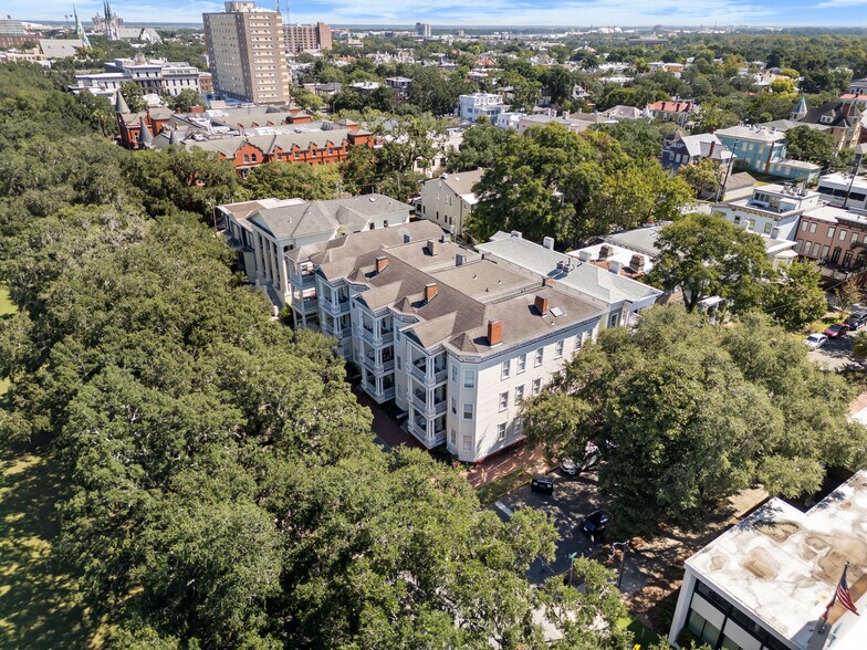 816-818 Drayton St, Savannah, GA à vendre - Aérien – Image 2 sur 39