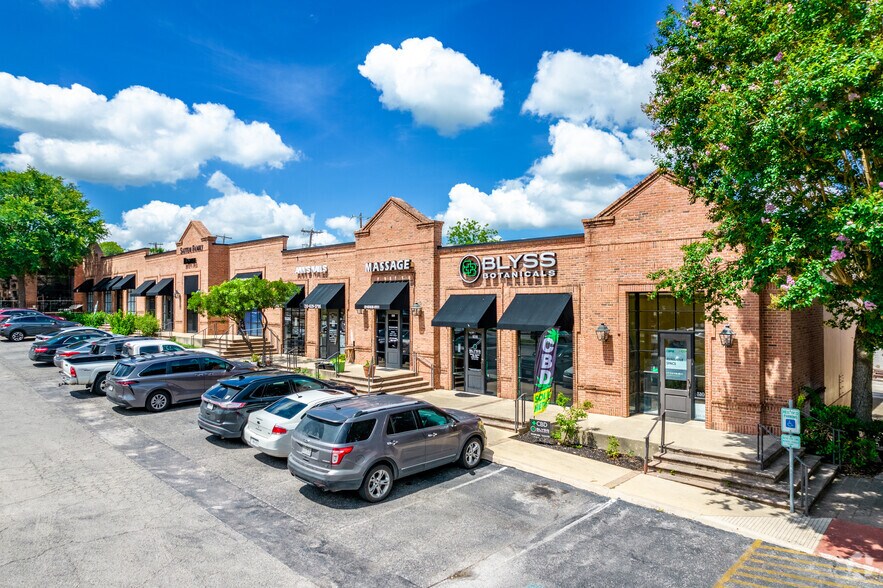 7959 Broadway St, San Antonio, TX à louer - Photo principale – Image 1 sur 21