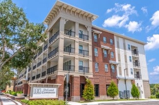Plus de détails pour 129 E Voorhis, Deland, FL - Local commercial à louer