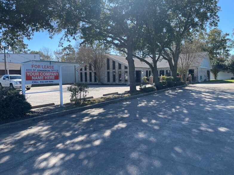 FOUR RENTALS / Six Lot Business Complex portefeuille de 4 biens à vendre sur LoopNet.fr - Photo de l’immeuble – Image 2 sur 44