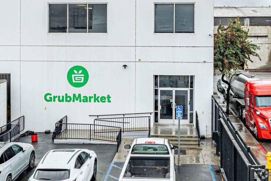 2590 Harriet St, Vernon, CA à louer - Photo de l’immeuble – Image 3 sur 5