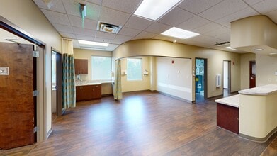 6300 Hospital Pky, Johns Creek, GA à louer Photo intérieure– Image 2 sur 9