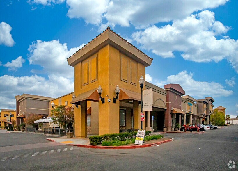 989 Story Rd, San Jose, CA à louer - Photo de l’immeuble – Image 3 sur 6
