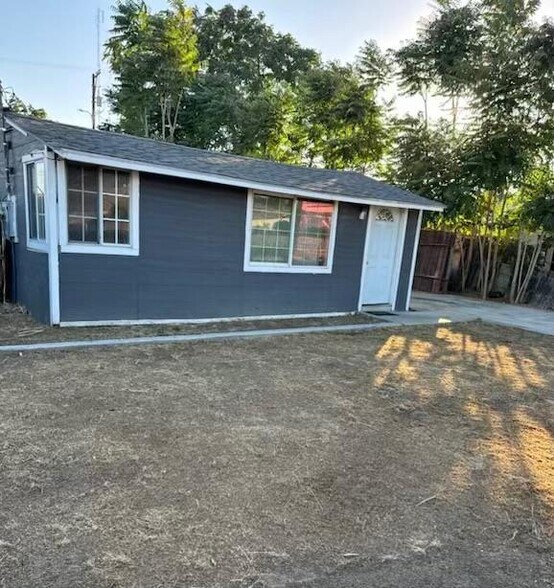 3033 Railroad Ave, Ceres, CA à vendre - Photo principale – Image 1 sur 6