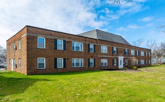 Plus de détails pour 15500 Van Aken, Shaker Heights, OH - Logement à vendre