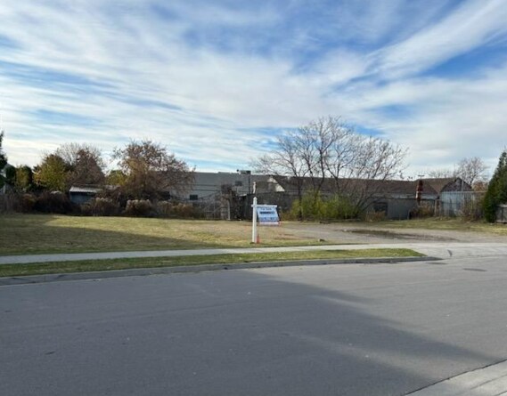 Chipman Ave, Hamilton, ON à louer - Autre – Image 1 sur 3
