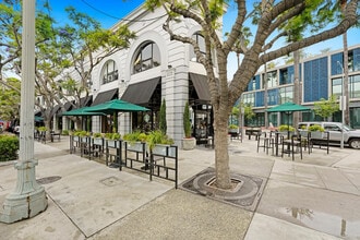 9718-9724 Washington Blvd, Culver City, CA à louer Photo de l’immeuble– Image 1 sur 4