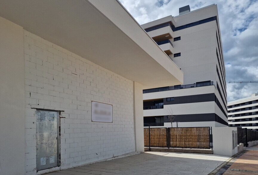 Immeuble residentiel dans Tres Cantos, Madrid à vendre - Photo de la construction – Image 3 sur 5