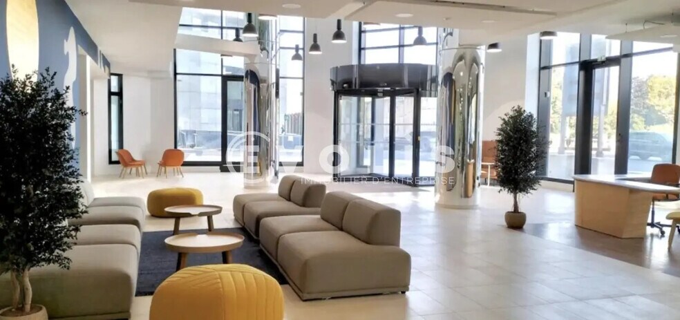 Bureau dans Paris à louer - Photo de l’immeuble – Image 1 sur 5