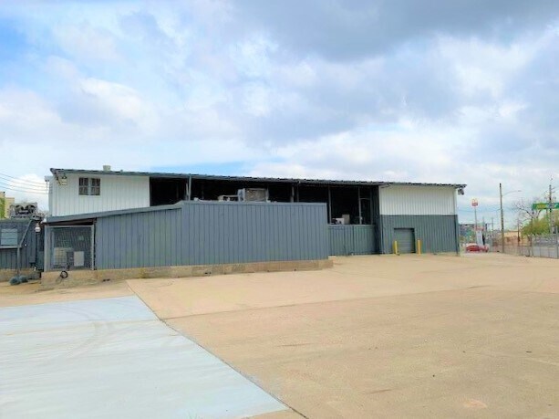 3902 N Main St, Houston, TX à louer - Photo de l’immeuble – Image 1 sur 4