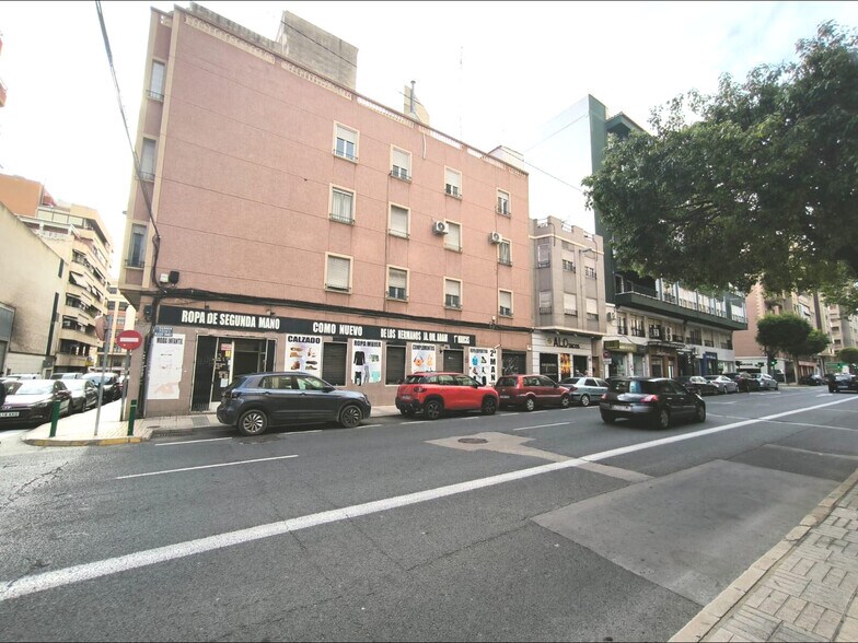 Carrer Maestro Giner, 15, Elche, Alicante à louer - Photo de l’immeuble – Image 2 sur 14