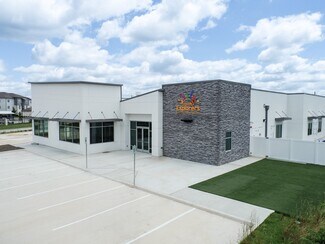 Plus de détails pour 5721 Hampton Pointe Blvd, Spring, TX - Local commercial à vendre