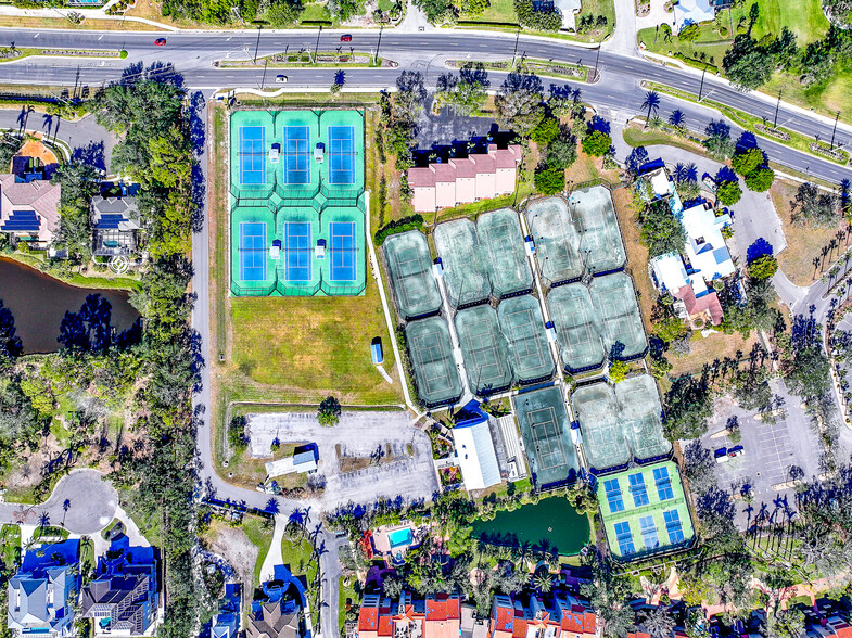 4451 Bay Club Dr, Bradenton, FL à vendre - Photo de l’immeuble – Image 3 sur 10