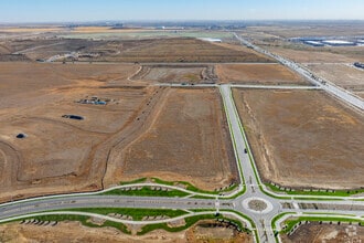 Tower Road and Legato Pkwy- 14 Tracts For Sale, Commerce City, CO - VUE AÉRIENNE  vue de carte - Image1