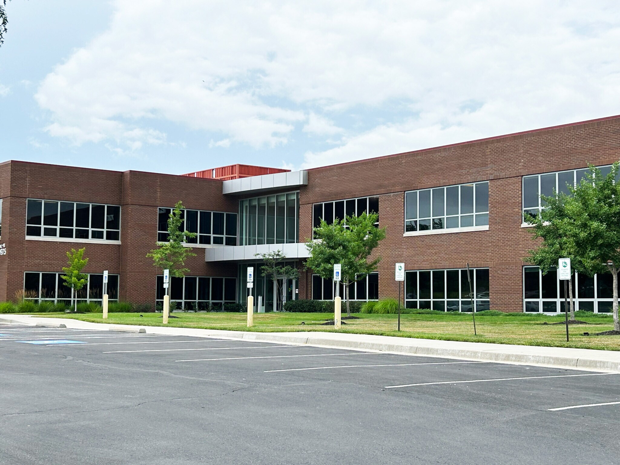 10975 El Monte St, Overland Park, KS à louer Photo principale– Image 1 sur 10