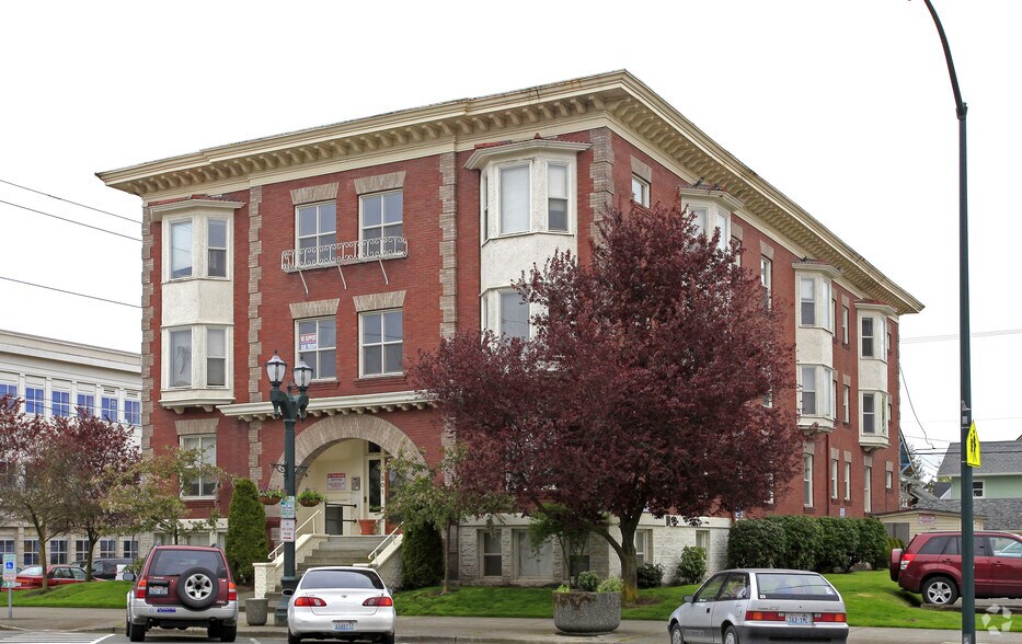 2501 Colby Ave, Everett, WA à vendre - Photo de l’immeuble – Image 2 sur 19