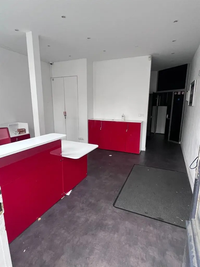 1 Place Emile Landrin, Paris à louer Photo de l’immeuble– Image 1 sur 7