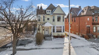 Plus de détails pour 3003 E Grand Blvd, Detroit, MI - Local d'activités à louer