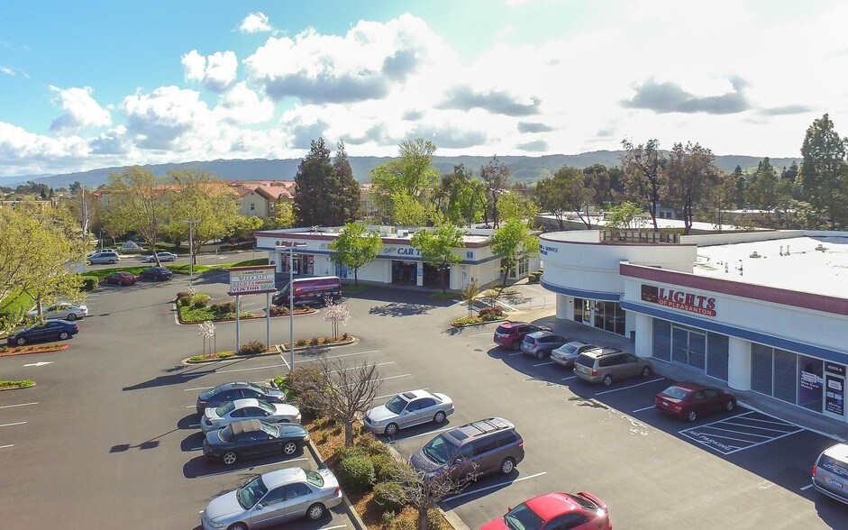 6000-6058 Dougherty Rd, Dublin, CA à louer - Photo de l’immeuble – Image 3 sur 6